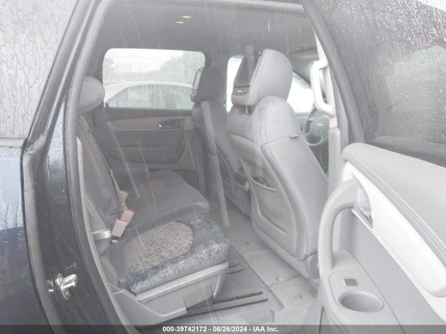 Chevrolet Traverse Ls 2015 1GNKRFED2FJ272198 Image 8