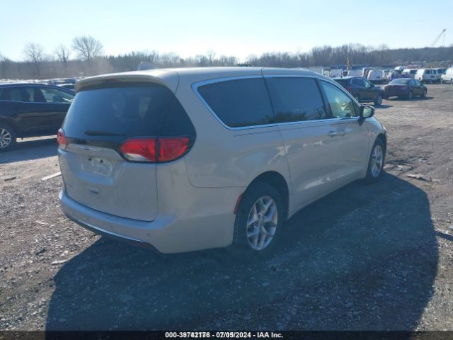 2C4RC1BG8HR796013 Chrysler Pacifica Touring Plus