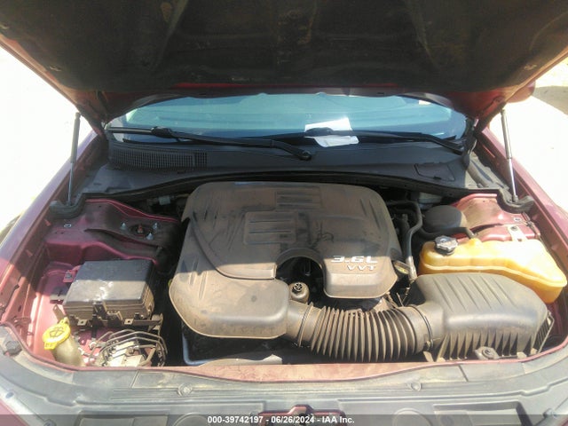 2C3CCAAGXFH882373 Chrysler 300 Limited
