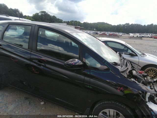 3HGGK5H48KM732018 Honda FIT LX