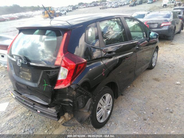 3HGGK5H48KM732018 Honda FIT LX