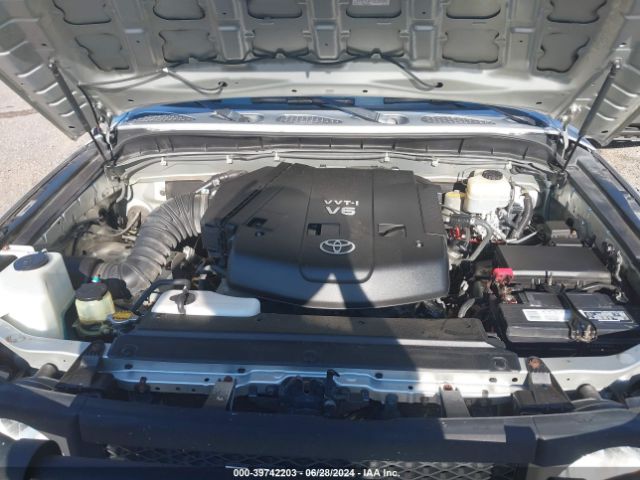2007 TOYOTA FJ CRUISER JTEBU11F870044887 Photo 9