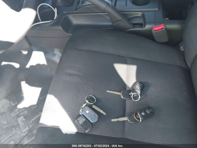 2007 TOYOTA FJ CRUISER JTEBU11F870044887 Photo 10