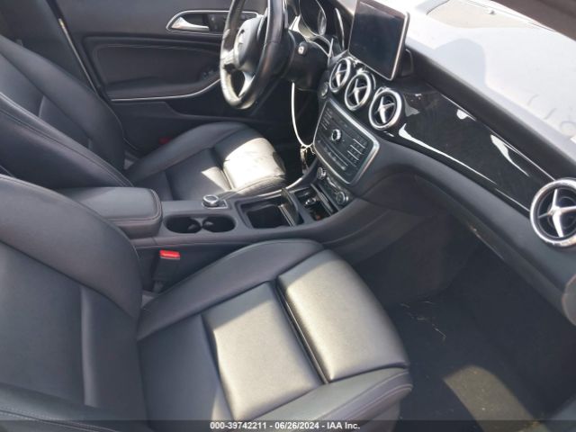 WDDSJ4GB4GN308490 Mercedes-Benz CLA 250 4MATIC