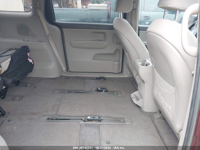 KIA SEDONA LX 2015 KNDMB5C10F6044731 Image 8