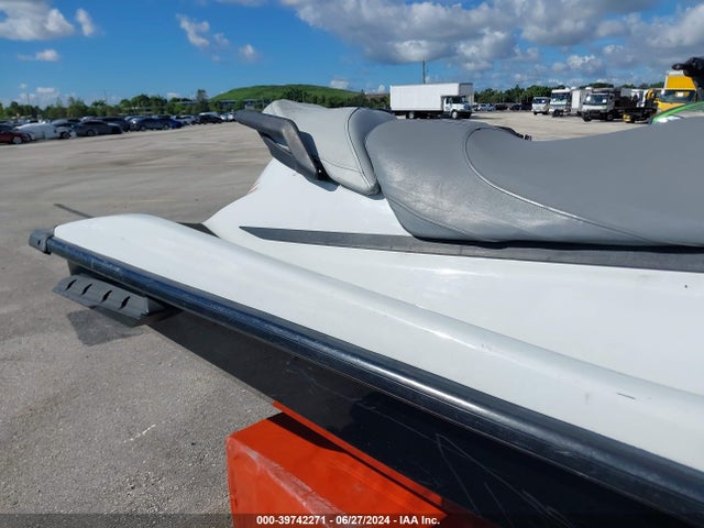 Yamaha Waverunner 2020 YAMA2352J920 Image 32