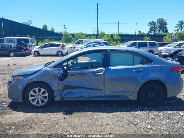 Toyota COROLLA LE 2022 JTDEPMAEXN3029627 Image 14