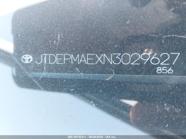 Toyota COROLLA LE 2022 JTDEPMAEXN3029627 Image 17