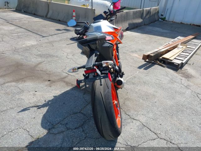 2022 KTM 1290 VBKV39408NM952528 Photo 5