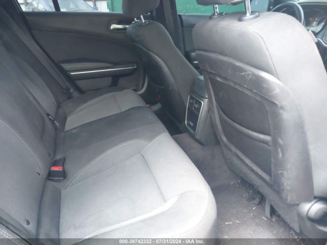 2C3CDXBG8JH180236 Dodge Charger Sxt Rwd