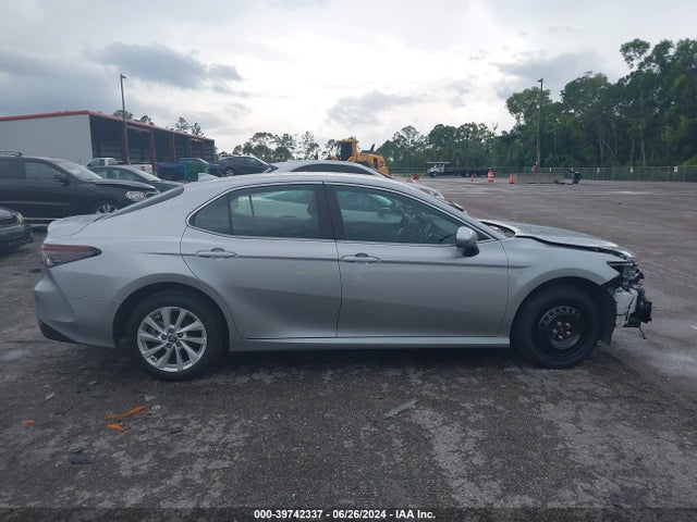 Toyota CAMRY LE 2024 4T1C11AK8RU867017 Image 14
