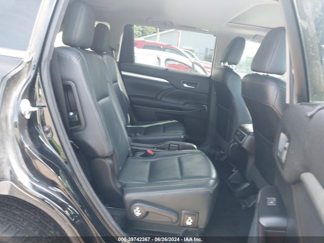 Toyota Highlander Xle V6 2016 5TDJKRFH9GS280055 Image 8