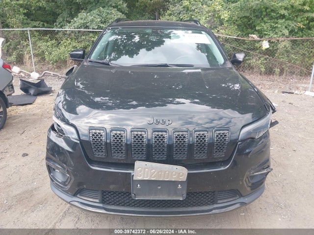 1C4PJMLB8KD320629 Jeep Cherokee Altitude 4x4