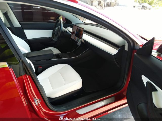 5YJ3E1EB8JF122395 Tesla Model 3 Long Range/performance
