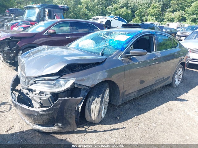 1C3CCCAB8FN580698 Chrysler 200 Limited