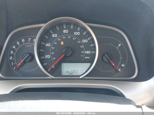 Toyota RAV4 LE 2015 JTMBFREV7FD101120 Image 7