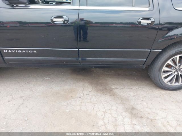 5LMJJ3JTXHEL00678 Lincoln Navigator L Select