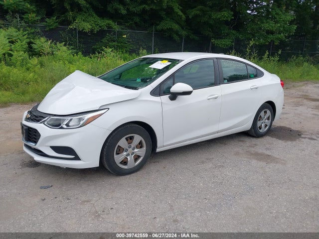 Chevrolet Cruze Ls Auto 2017 1G1BC5SM5H7242775 Image 2