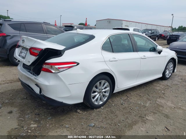 Toyota CAMRY LE 2020 4T1L11AK2LU946254 Image 4