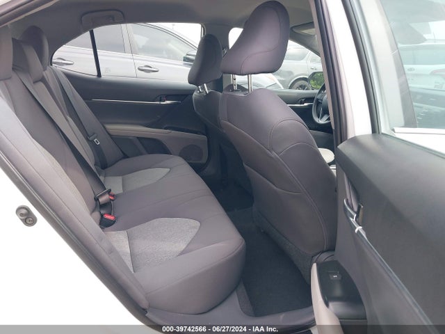 Toyota CAMRY LE 2020 4T1L11AK2LU946254 Image 8
