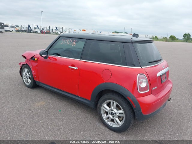 2013 MINI HARDTOP WMWSU3C58DT374556 Photo 2