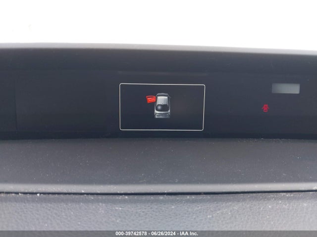 Toyota Prius Three 2017 JTDKARFU5H3053906 Image 15