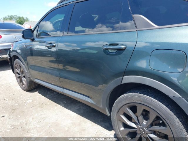 5XYRKDLF9MG025701 KIA Sorento Sx Prestige
