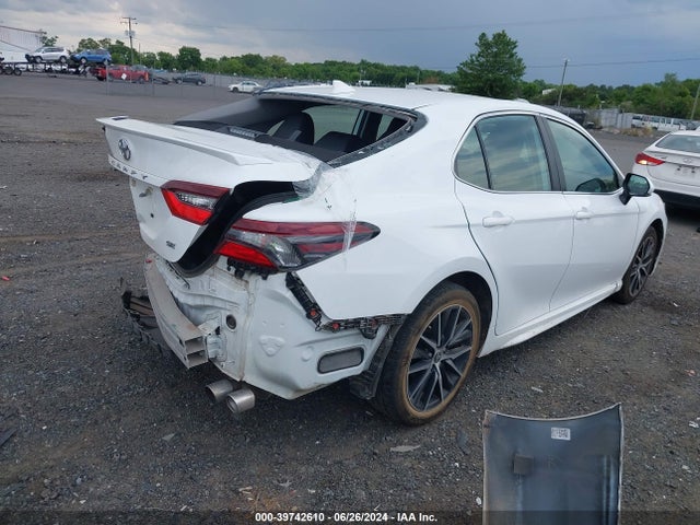 Toyota CAMRY SE 2022 4T1G11AK9NU668084 Image 4