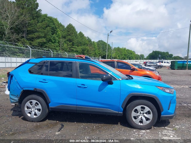 Toyota RAV4 LE 2019 JTMH1RFV7KD002184 Image 14