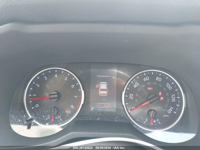 Toyota RAV4 LE 2019 JTMH1RFV7KD002184 Image 7