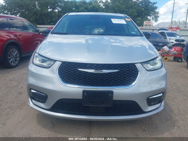 Chrysler Pacifica Touring L 2024 2C4RC1BG8RR143490 Image 12