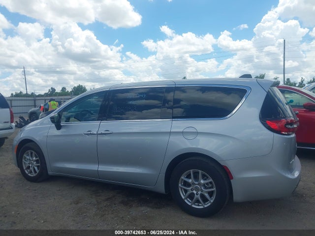 Chrysler Pacifica Touring L 2024 2C4RC1BG8RR143490 Image 14