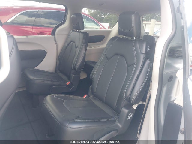 2C4RC1BG8RR143490 Chrysler Pacifica Touring L