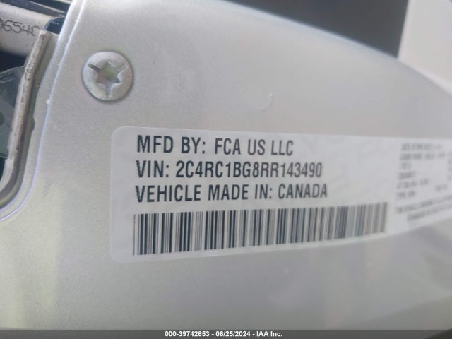 2C4RC1BG8RR143490 Chrysler Pacifica Touring L