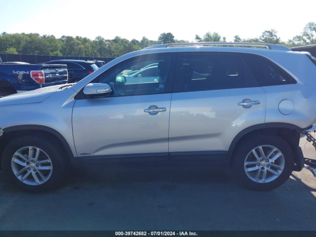 5XYKTCA66EG476064 KIA SORENTO LX