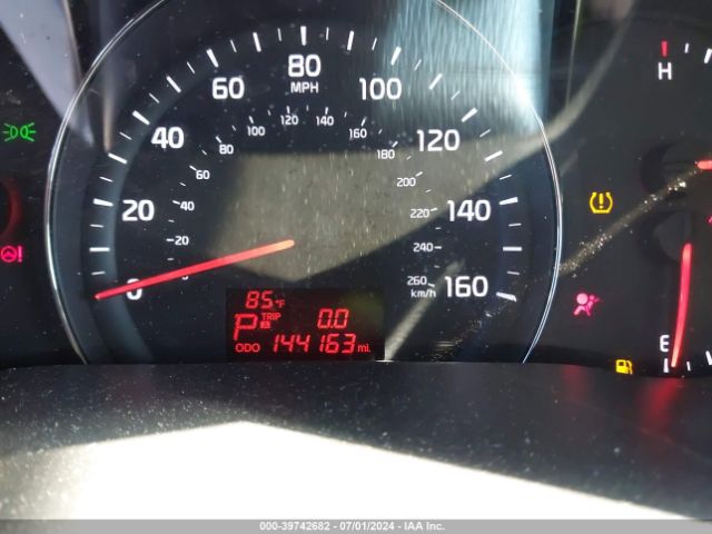 5XYKTCA66EG476064 KIA SORENTO LX