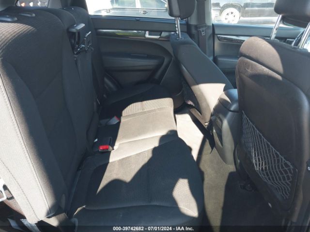 5XYKTCA66EG476064 KIA SORENTO LX