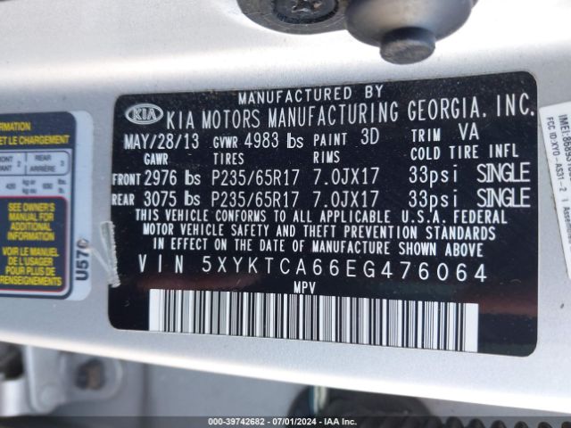 5XYKTCA66EG476064 KIA SORENTO LX