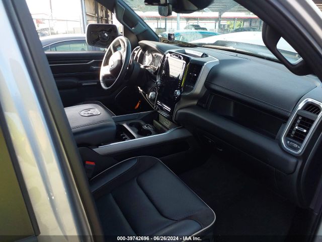 1C6RREJTXPN654558 RAM 1500 Laramie  4x2 5'7 Box