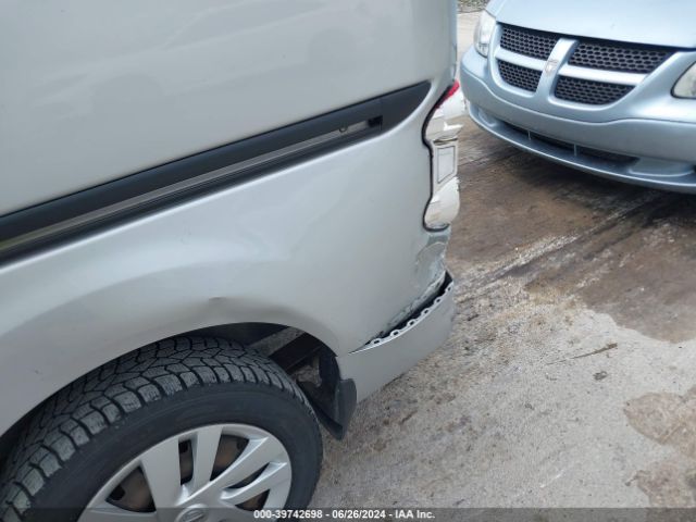 3N6CM0KN1FK728421 Nissan NV200 SV