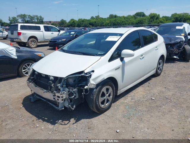 JTDKN3DU6F1913759 Toyota Prius Four