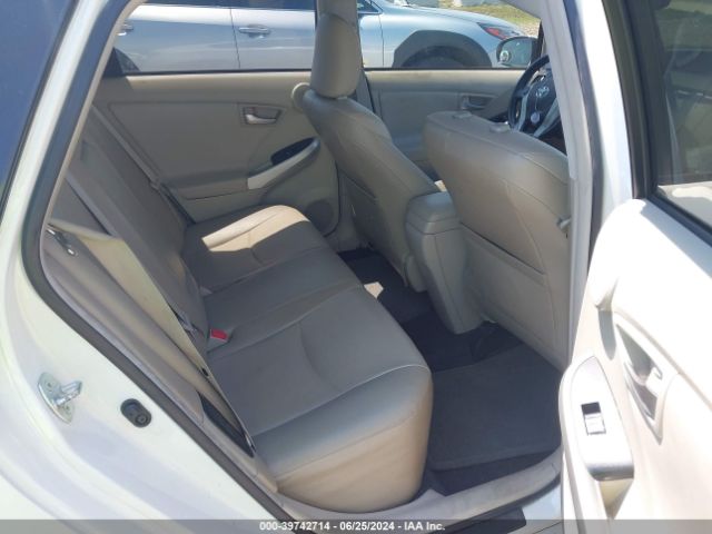 JTDKN3DU6F1913759 Toyota Prius Four