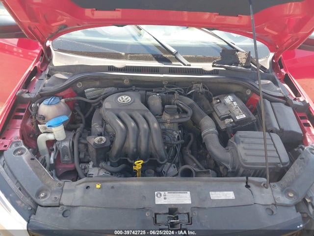 3VW2K7AJ3EM309689 Volkswagen Jetta 2.0l S