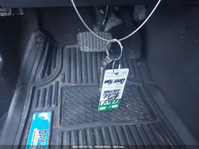 1G4GB5GRXFF242483 Buick Lacrosse Leather