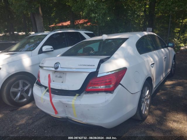 1G4GB5GRXFF242483 Buick Lacrosse Leather