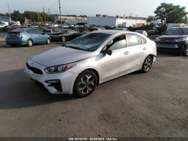 3KPF24AD3LE251894 KIA Forte Lxs