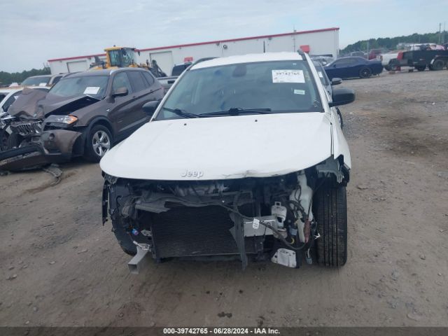 3C4NJCAB5JT495420 Jeep Compass Sport Fwd