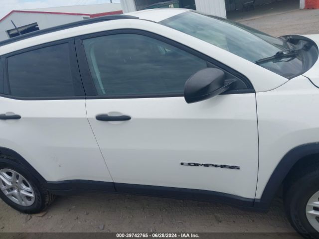 3C4NJCAB5JT495420 Jeep Compass Sport Fwd