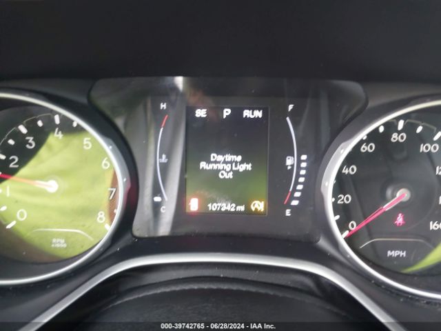 3C4NJCAB5JT495420 Jeep Compass Sport Fwd