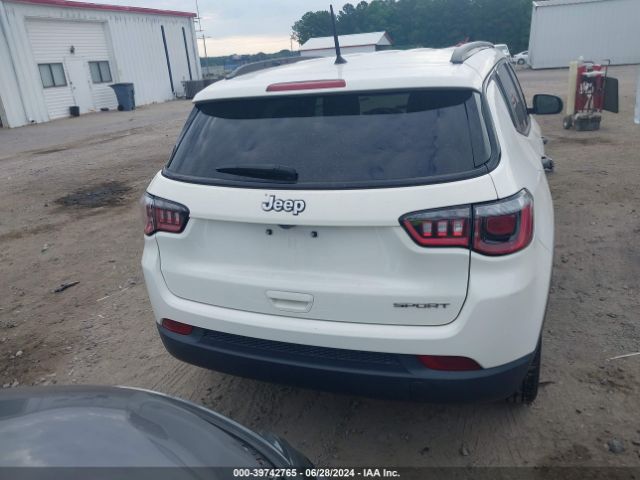 3C4NJCAB5JT495420 Jeep Compass Sport Fwd